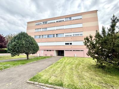 Appartement - 94 m² - 5 pièces