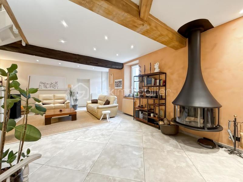 Maison ancienne - 181 m² - 6 pièces