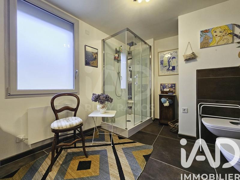 Maison de maîtres - 300 m² - 12 pièces