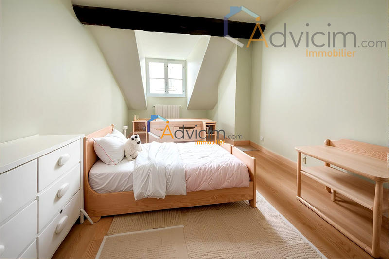 Maison - 175 m² - 6 pièces