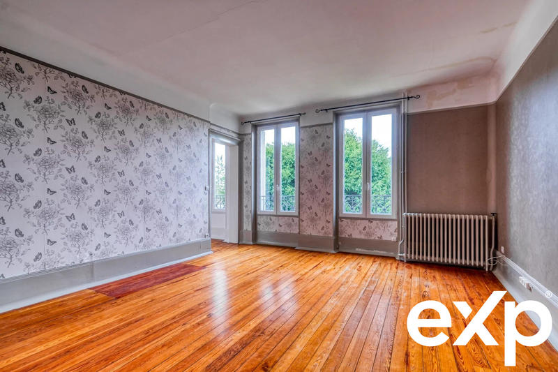 Maison - 500 m² - 14 pièces