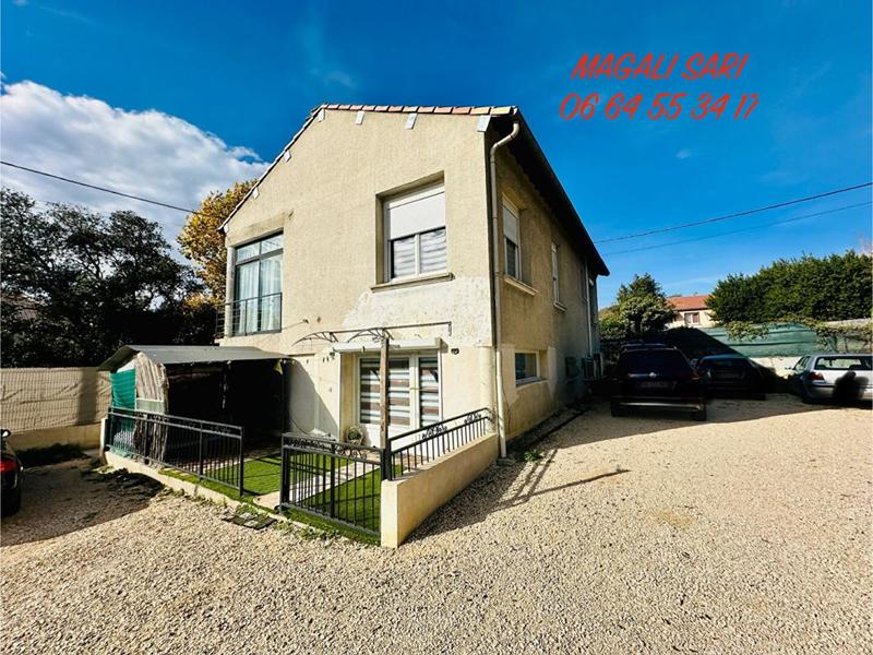 Maison - 140 m² - 7 pièces