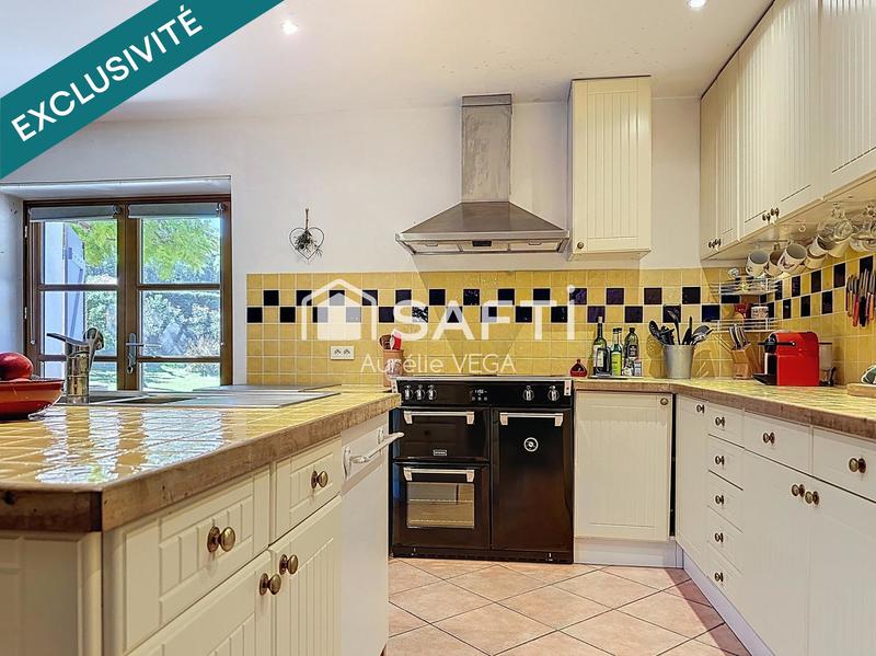 Maison - 275 m² - 7 pièces