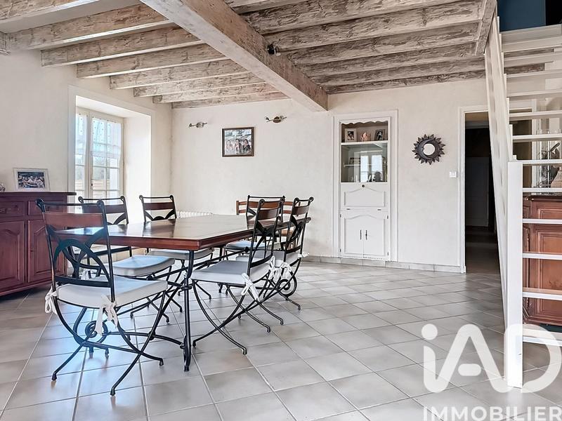 Maison - 189 m² - 7 pièces