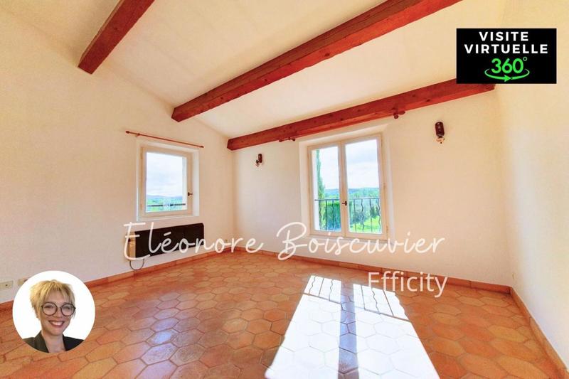 Maison - 210 m² - 8 pièces