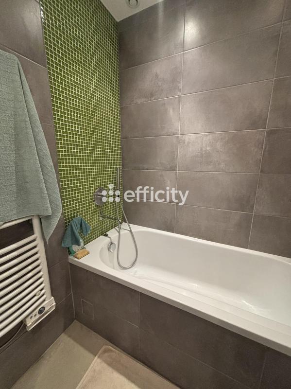 Maison - 133 m² - 6 pièces