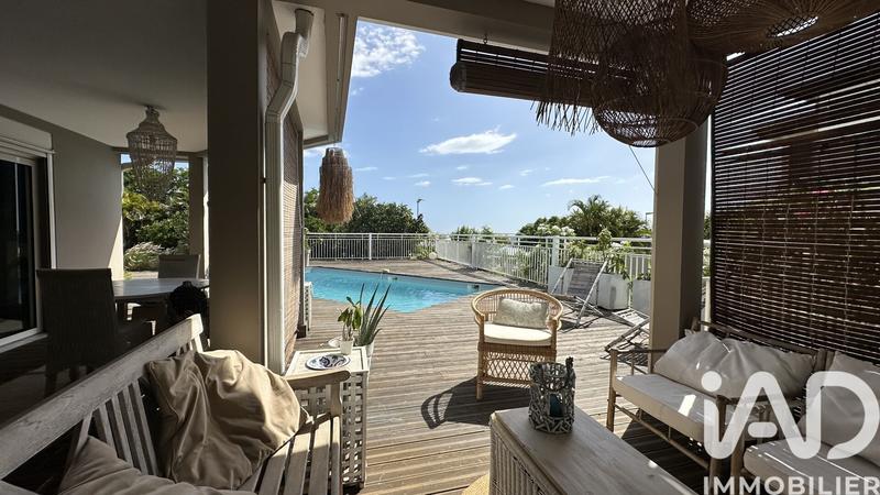 Maison - 155 m² - 6 pièces