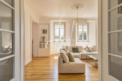 Appartement - 134 m² - 6 pièces