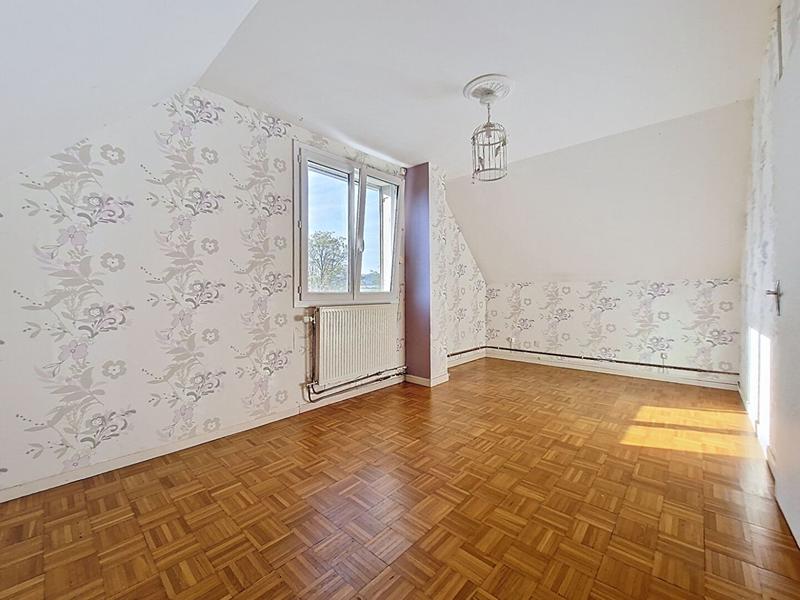 Maison - 108 m² - 6 pièces