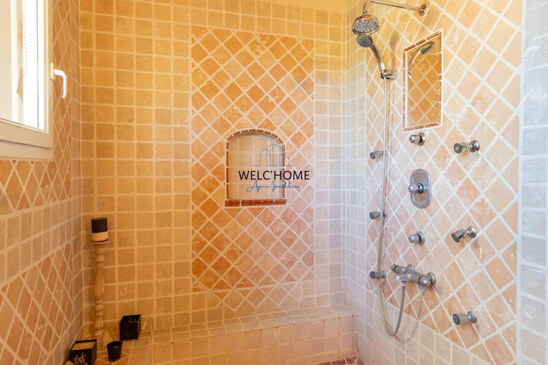 Villa - 133 m² - 5 pièces