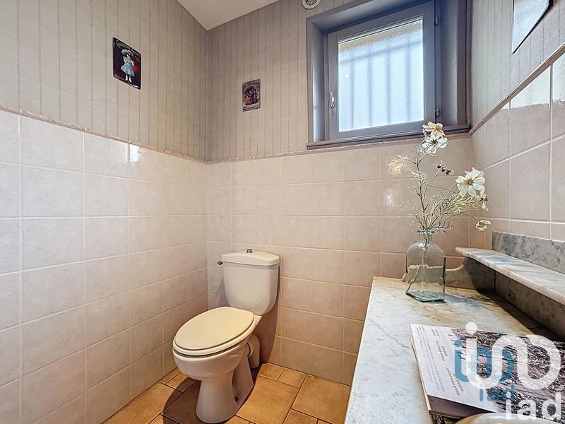 Maison - 178 m² - 8 pièces