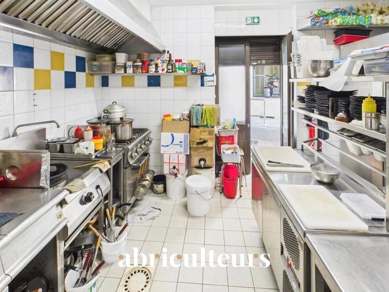 Fonds de commerce - Local commercial - 82 m²