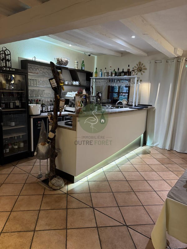 Fonds de commerce - Hôtellerie / Restauration - 200 m²