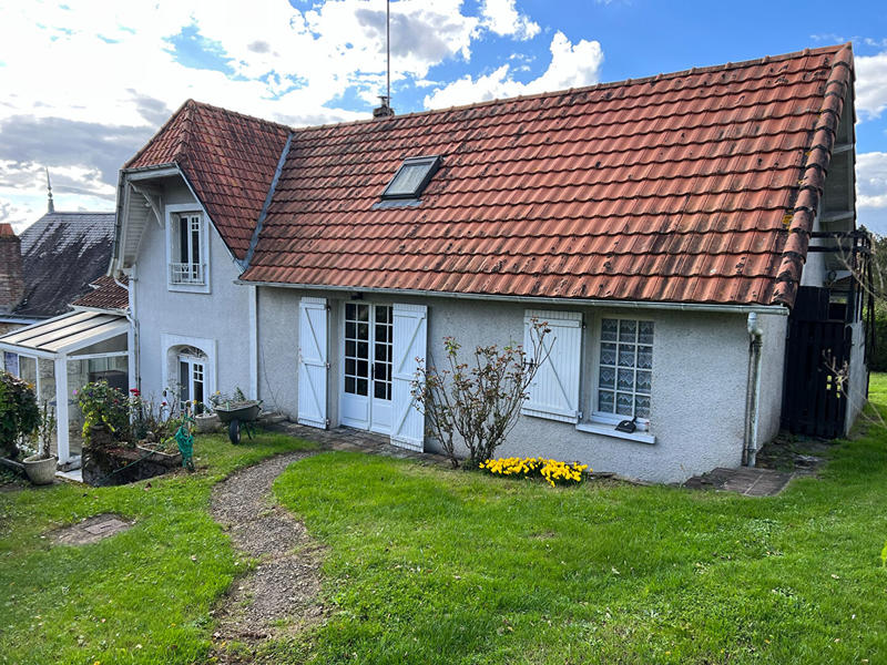 Maison - 128 m² - 7 pièces