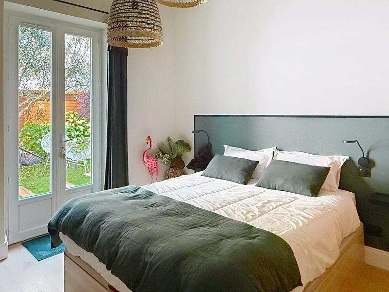 Appartement - 153 m² - 6 pièces