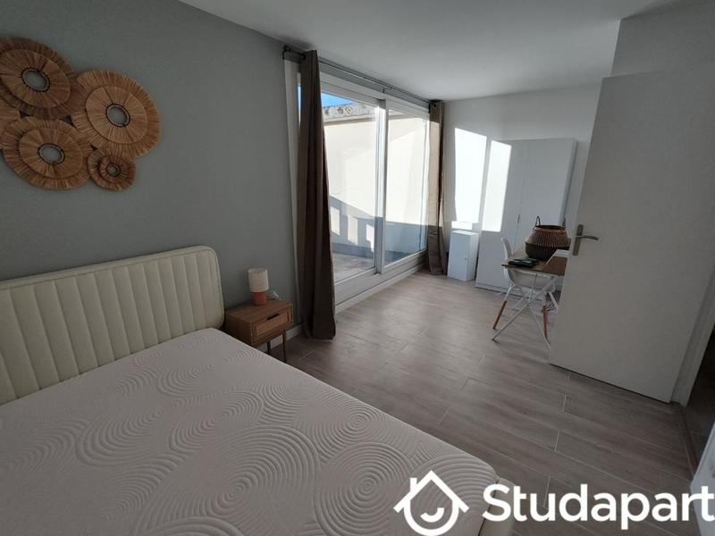 Chambre - 13 m² - 1 pièce