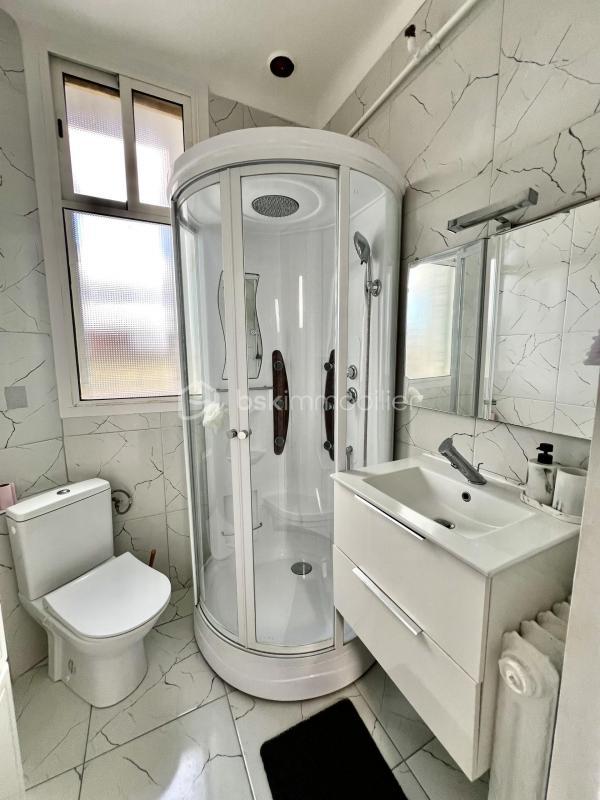 Maison - 182 m² - 5 pièces