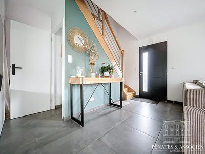 Maison - 110 m² - 6 pièces