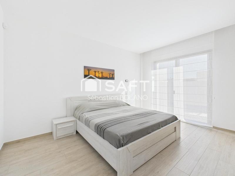 Maison - 250 m² - 6 pièces