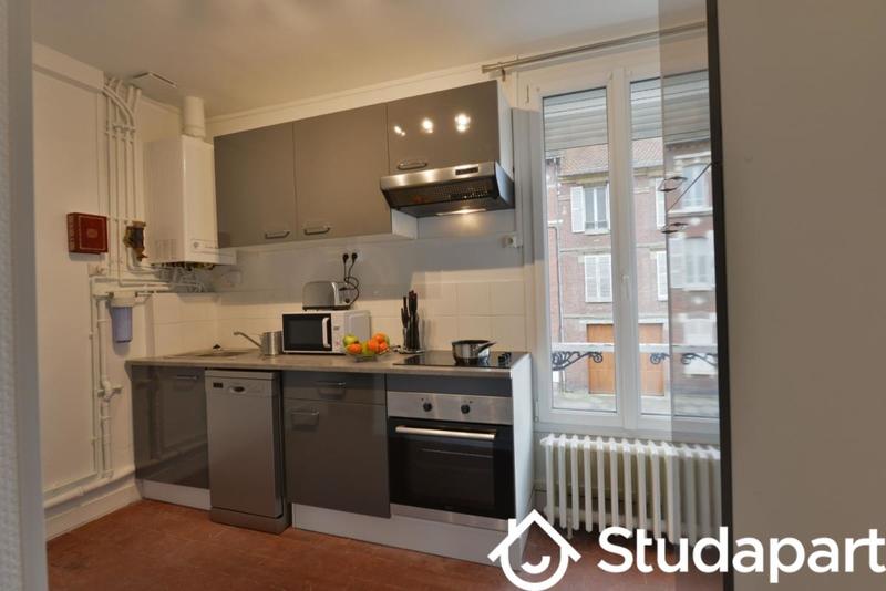 Chambre - 13 m² - 1 pièce