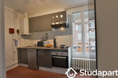 Chambre - 13 m² - 1 pièce