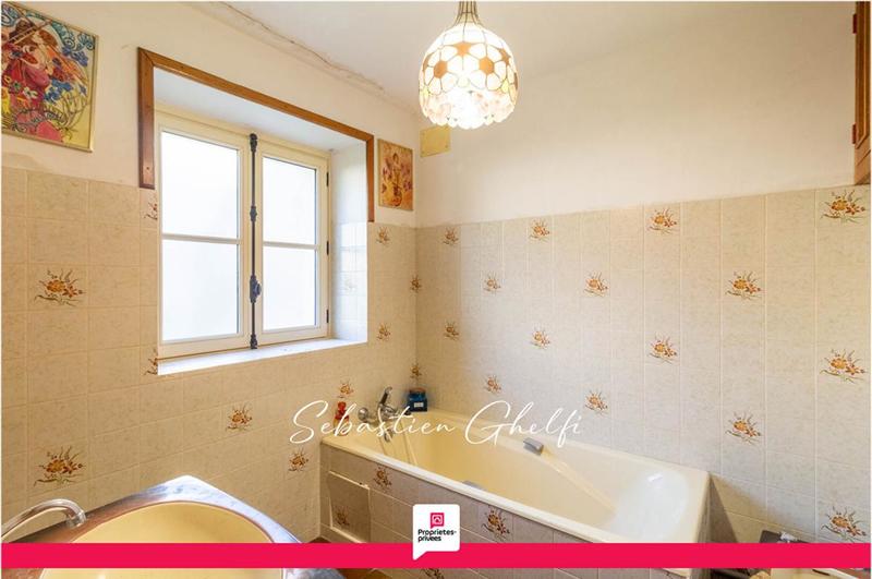 Maison - 155 m² - 7 pièces