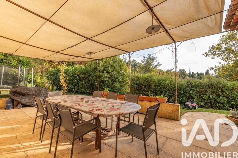 Maison - 141 m² - 5 pièces