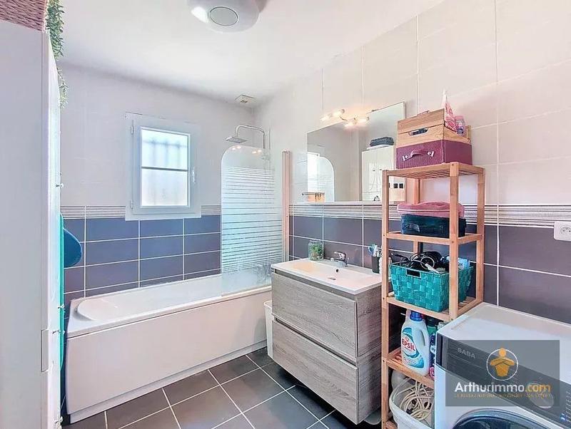 Maison - 93 m² - 4 pièces