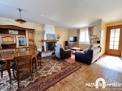 Maison - 147 m² - 5 pièces