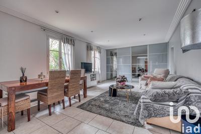 Maison - 176 m² - 7 pièces