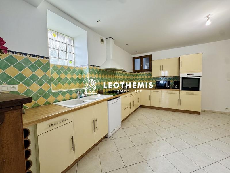 Maison ancienne - 144 m² - 7 pièces