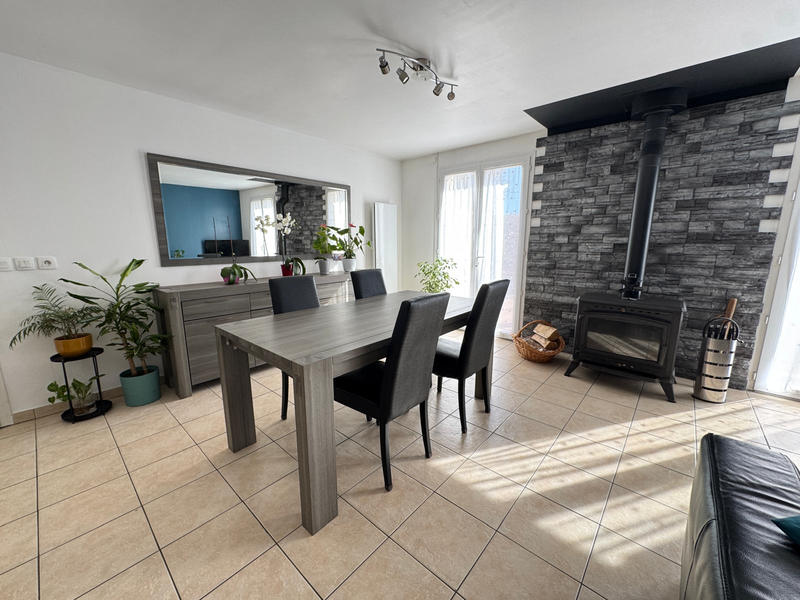 Maison - 94 m² - 4 pièces