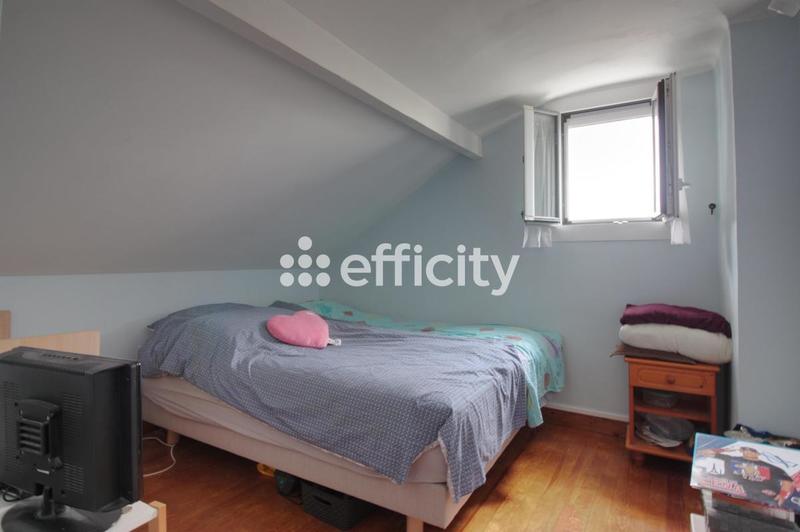 Maison - 140 m² - 7 pièces