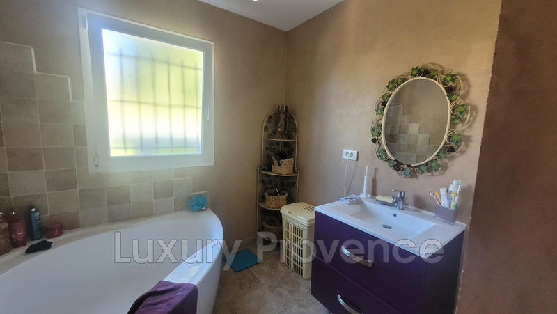 Maison - 106 m² - 4 pièces