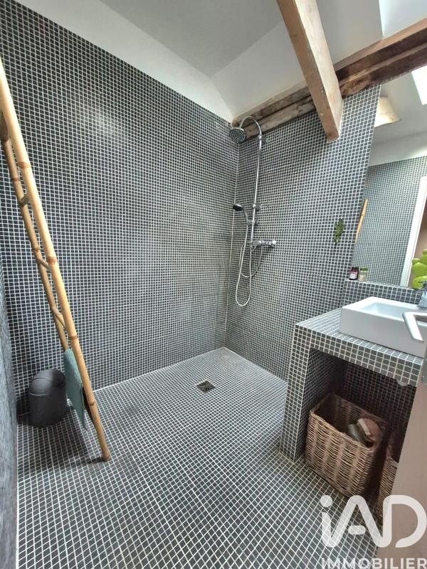 Maison - 170 m² - 5 pièces