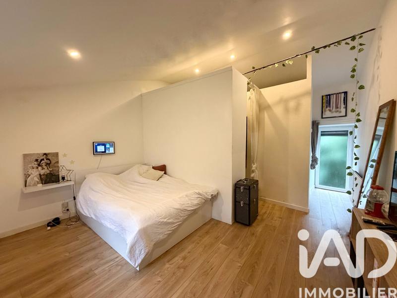 Maison - 275 m² - 6 pièces