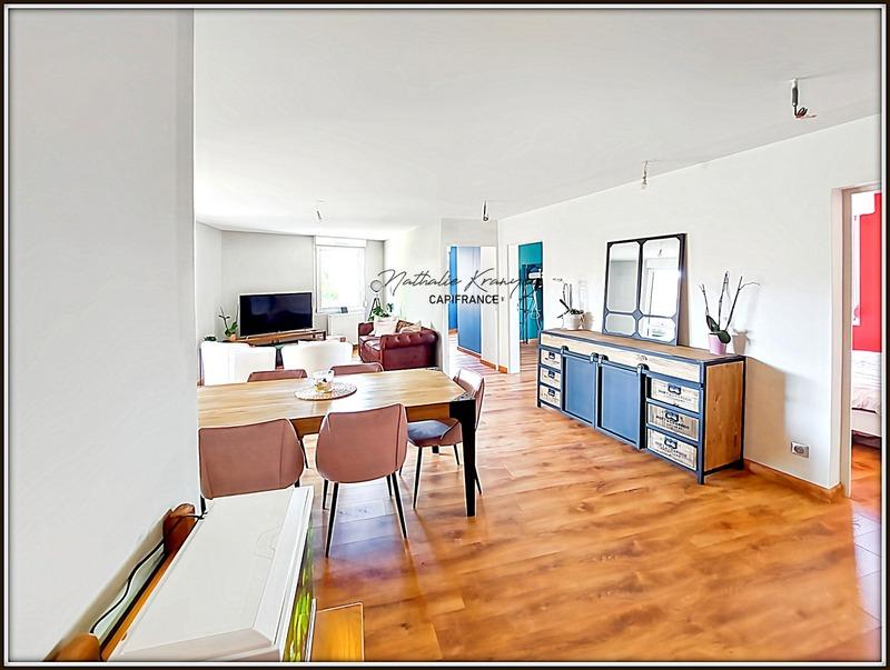 Appartement - 94 m² - 4 pièces