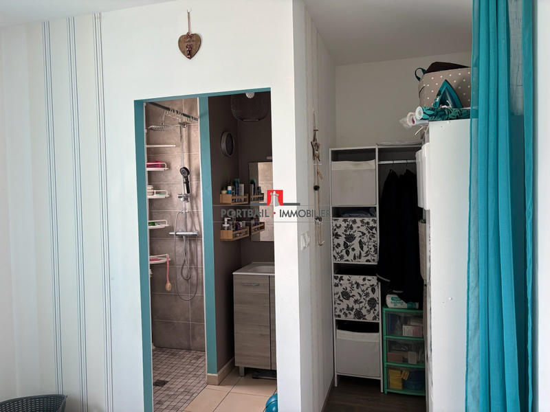 Maison contemporaine - 107 m² - 6 pièces