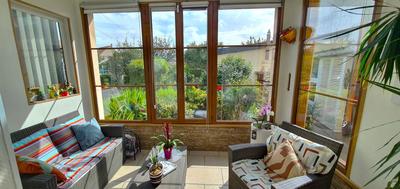 Maison - 90 m² - 5 pièces