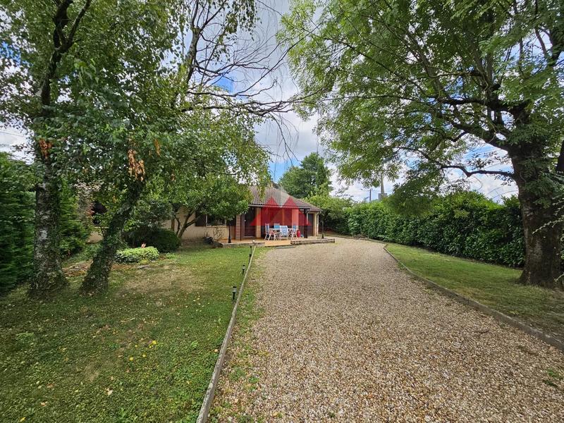 Maison - 98 m² - 5 pièces