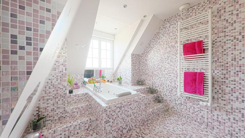 Villa - 340 m² - 7 pièces