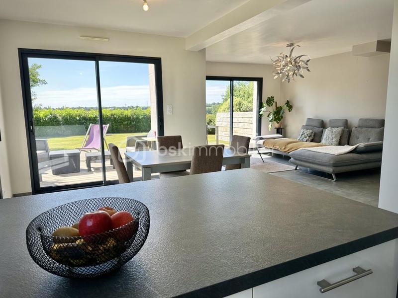 Maison - 106 m² - 6 pièces