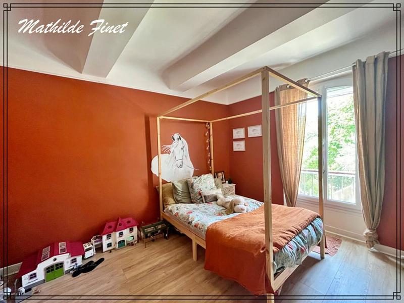 Maison - 185 m² - 7 pièces