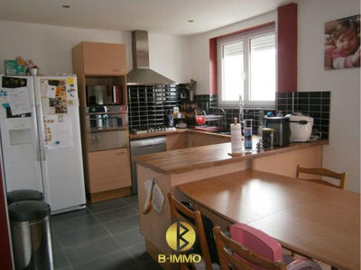 Appartement - 99 m² - 5 pièces