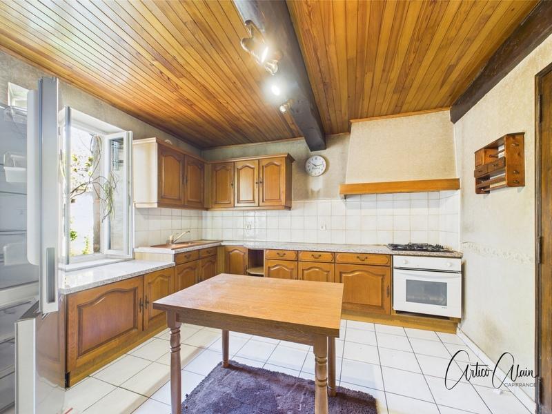 Maison - 96 m² - 3 pièces