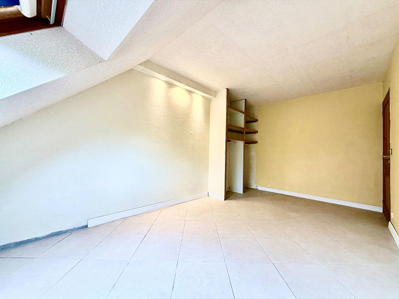 Maison - 148 m² - 7 pièces