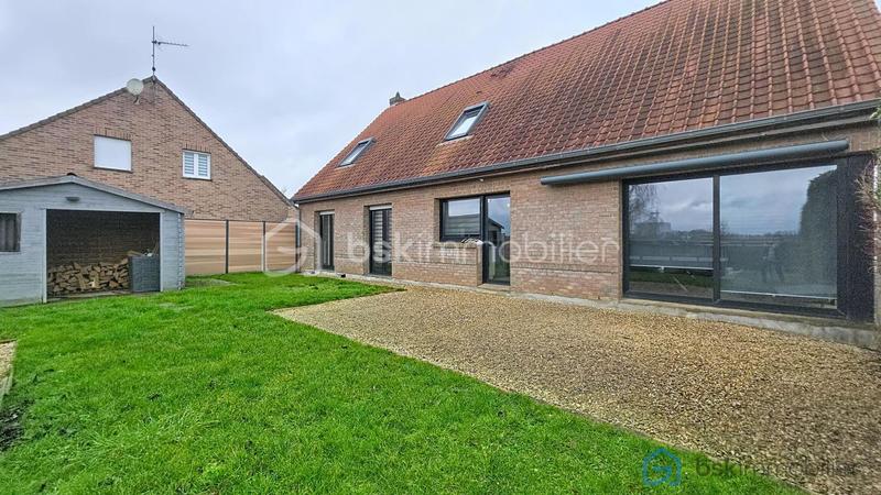 Pavillon - 185 m² - 9 pièces