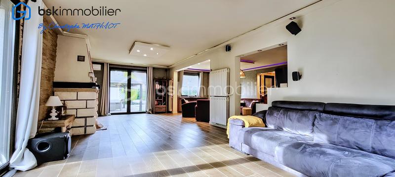 Propriété - 288 m² - 12 pièces