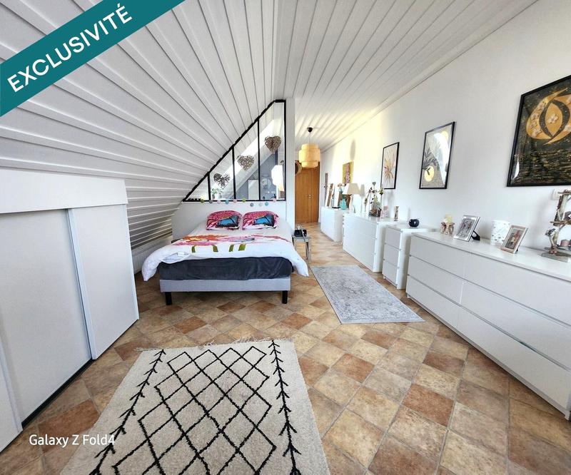 Duplex - 166 m² - 5 pièces