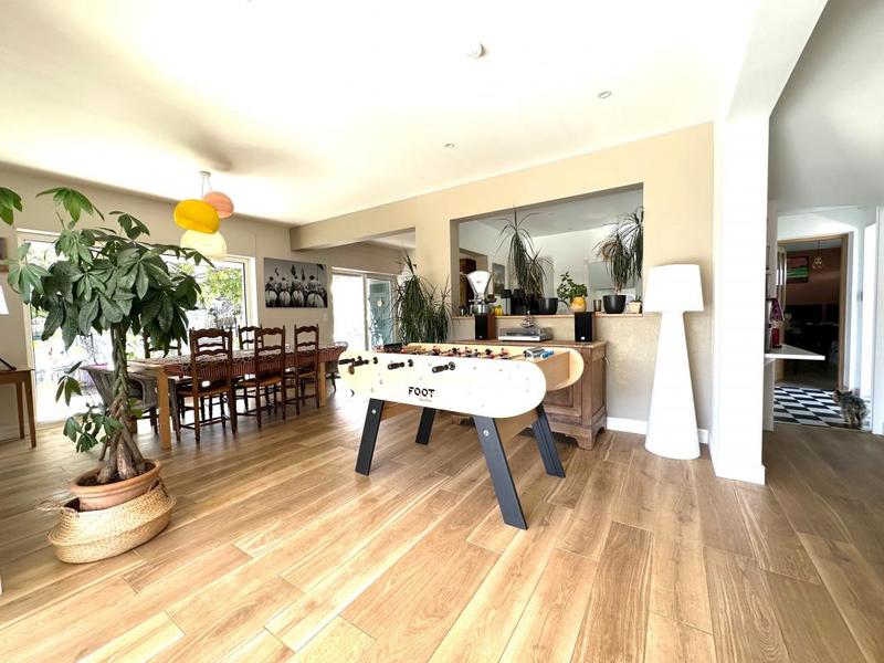 Maison - 160 m² - 5 pièces